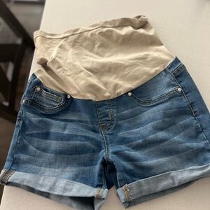 Maternity shorts - Small Like New